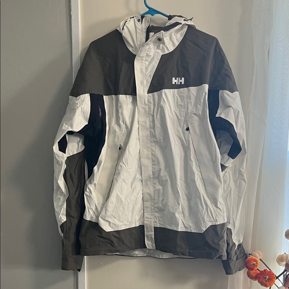 Men’s Large Helly Hansen Brown, Black and White Hooded Ski Jacket